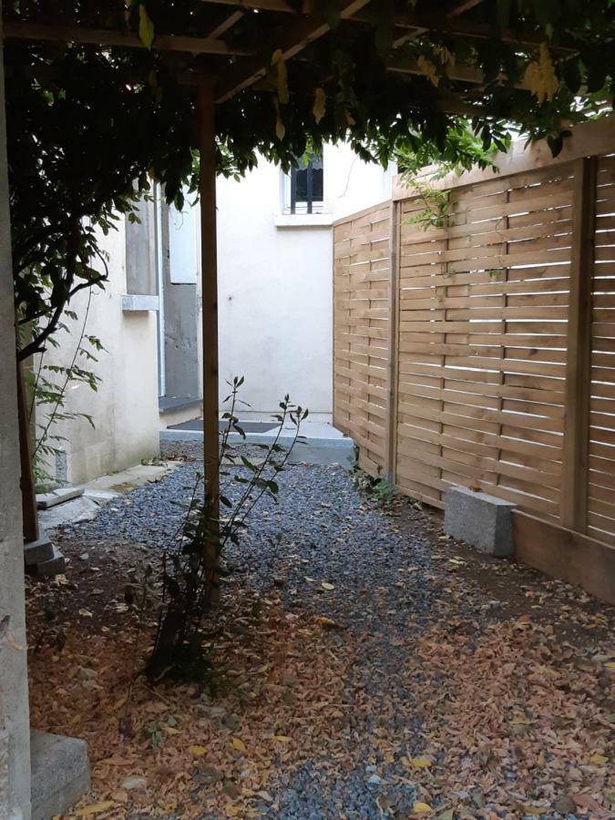 L'Abri D'Emilie - Chambre D'Hotes Saint-Xandre Exterior foto